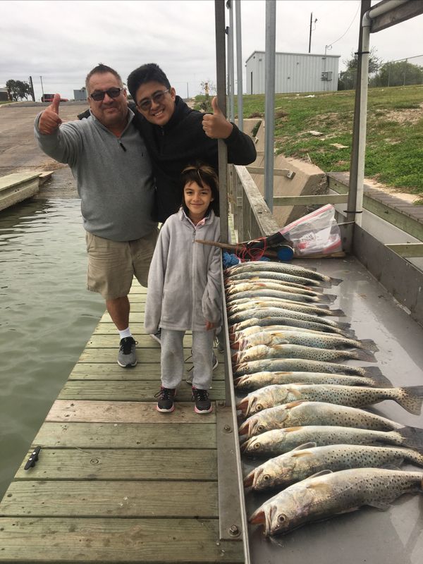 Dos Gringos Fishing Charters
