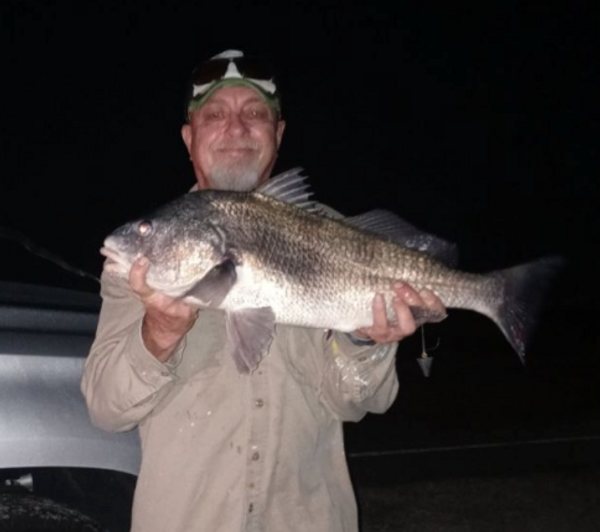 Gulf Coast Families Land Base Shark Fishing