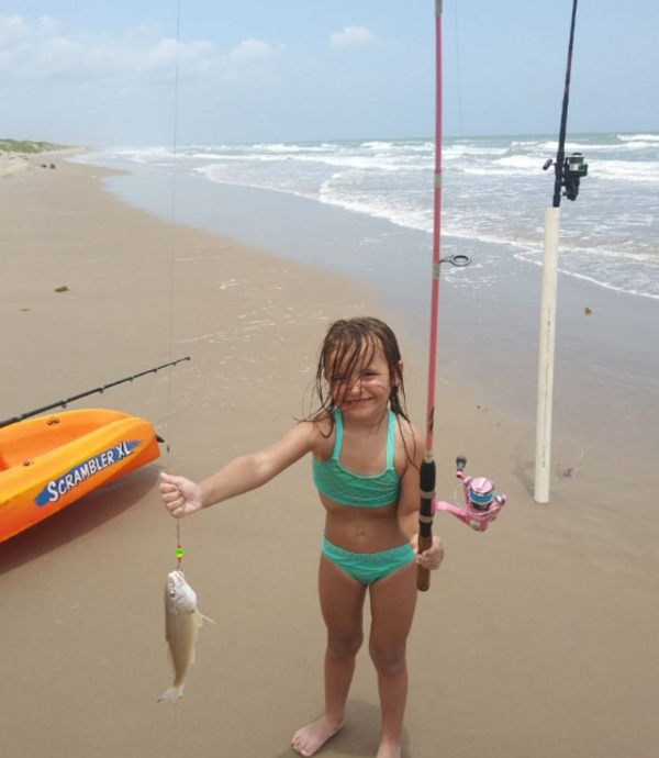 Gulf Coast Families Land Base Shark Fishing