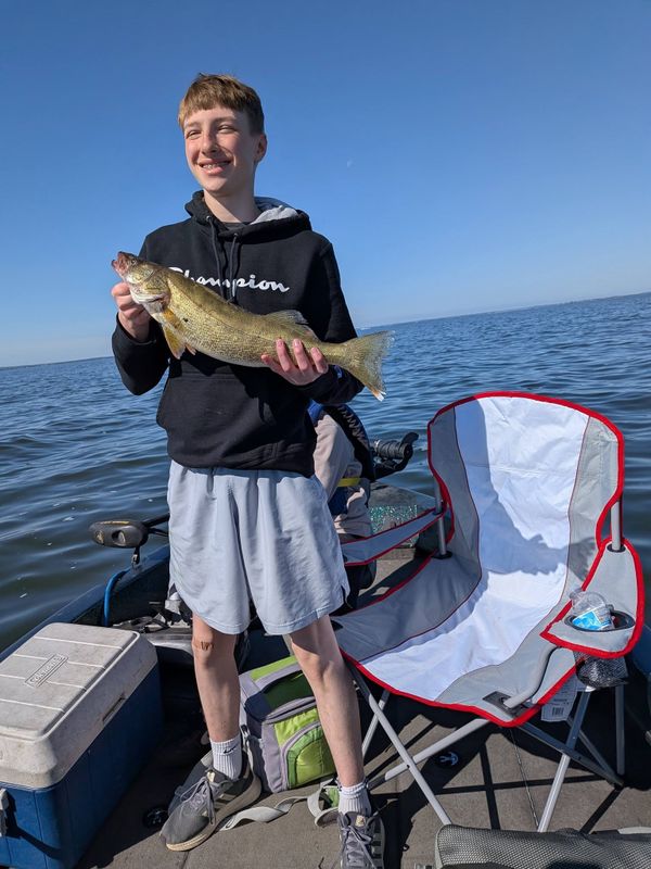 Lure-In Fishing Guide Service