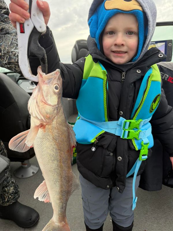 Get Hooked Fishing Charters Detroit
