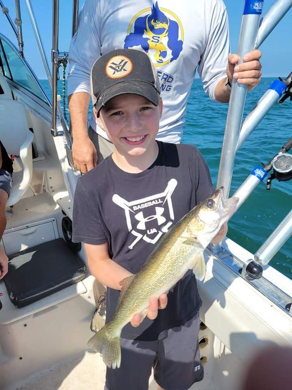 Force Feed'n Charter Fishing