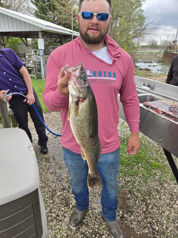 Tellin' Tales Sportfishing