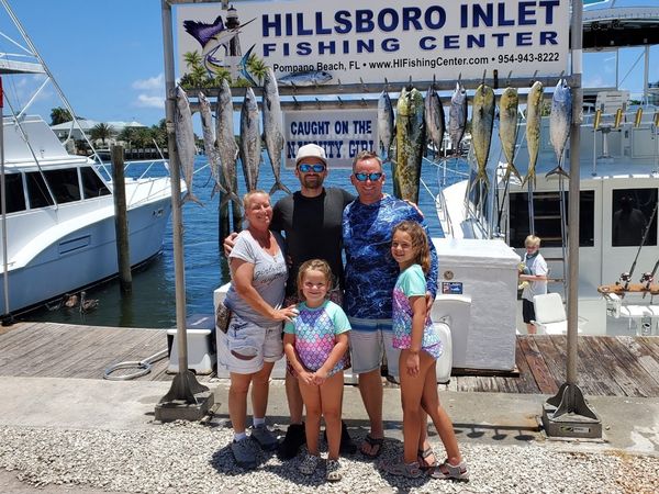 Naughty Girl Sportfishing