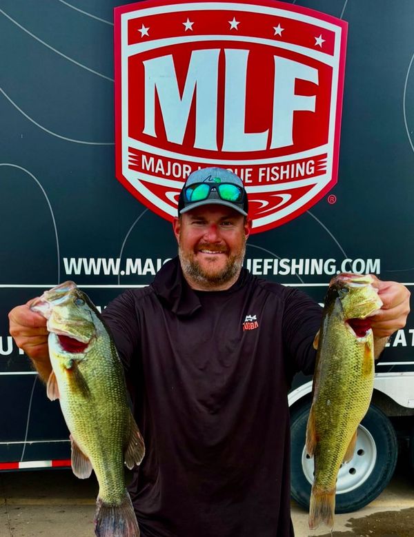 Breaking Bass Guide Service