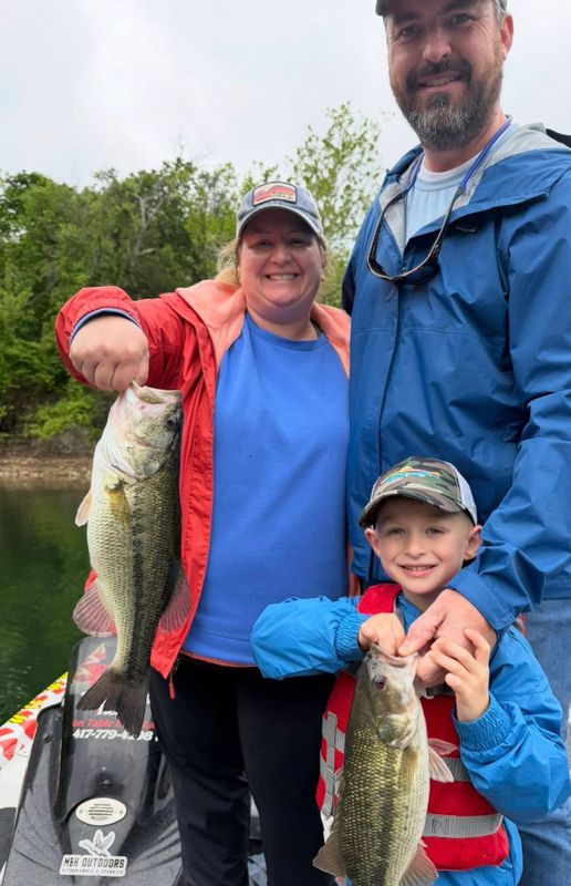 Breaking Bass Guide Service