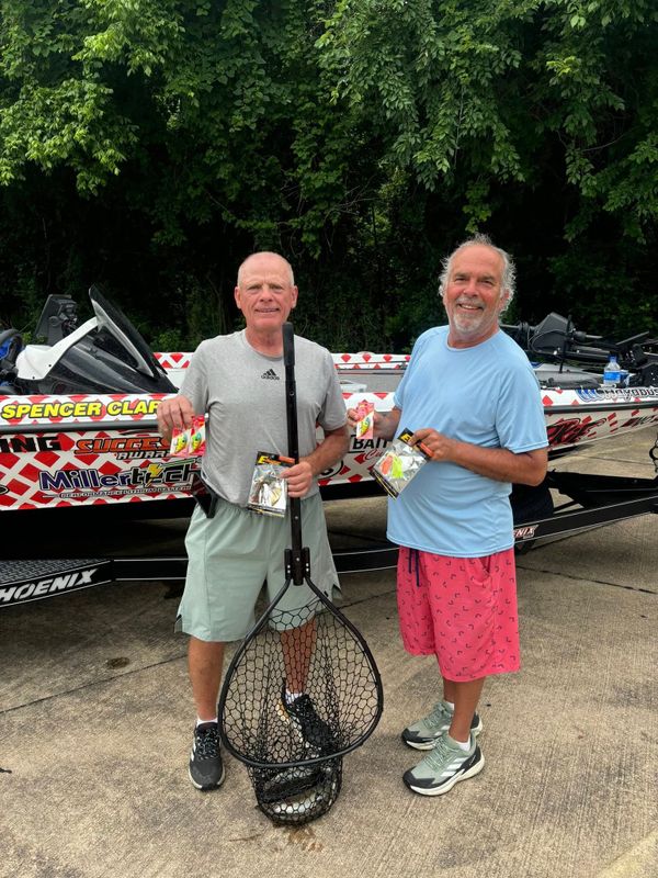 Breaking Bass Guide Service