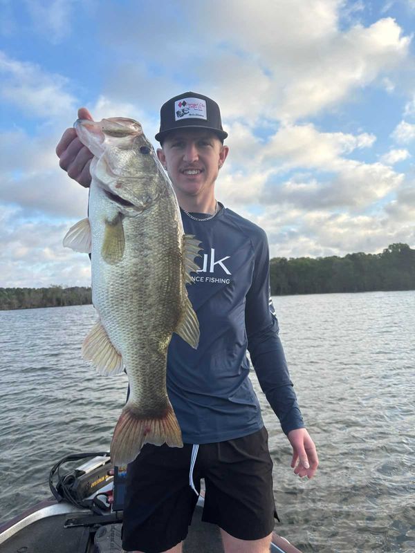 Fish Hard Guide Service