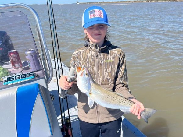 SaltGrass Guide Service