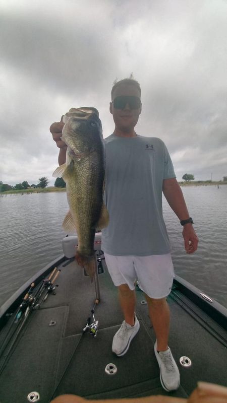 Bass Fishing With Eddie
