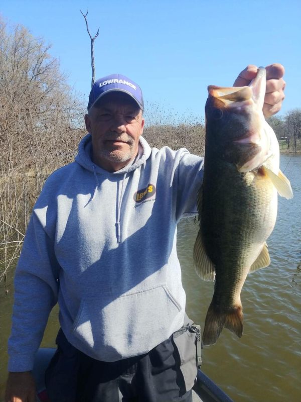 Bass Fishing With Eddie