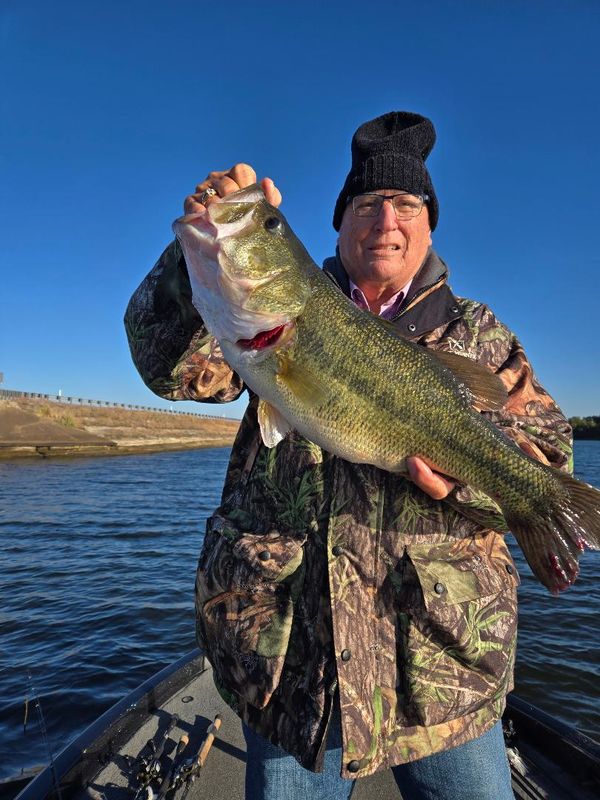 Bass Fishing With Eddie