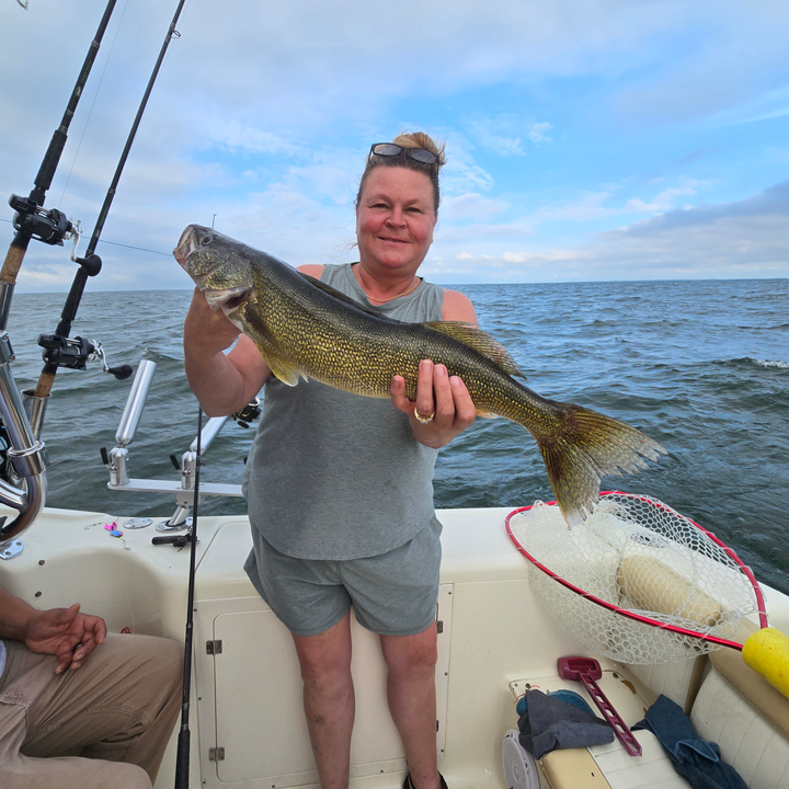 Huge 28-inch walleye caught during a partly cloudy day in Lakeside Marblehead!