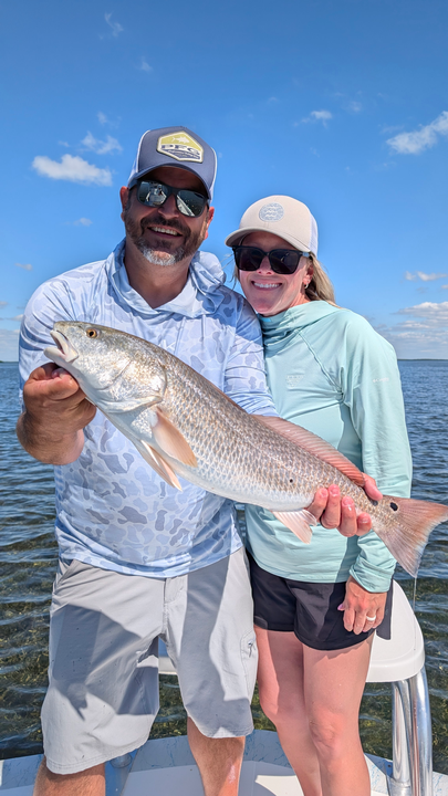Nice redfish on fly fishing and light tackle in clear conditions!