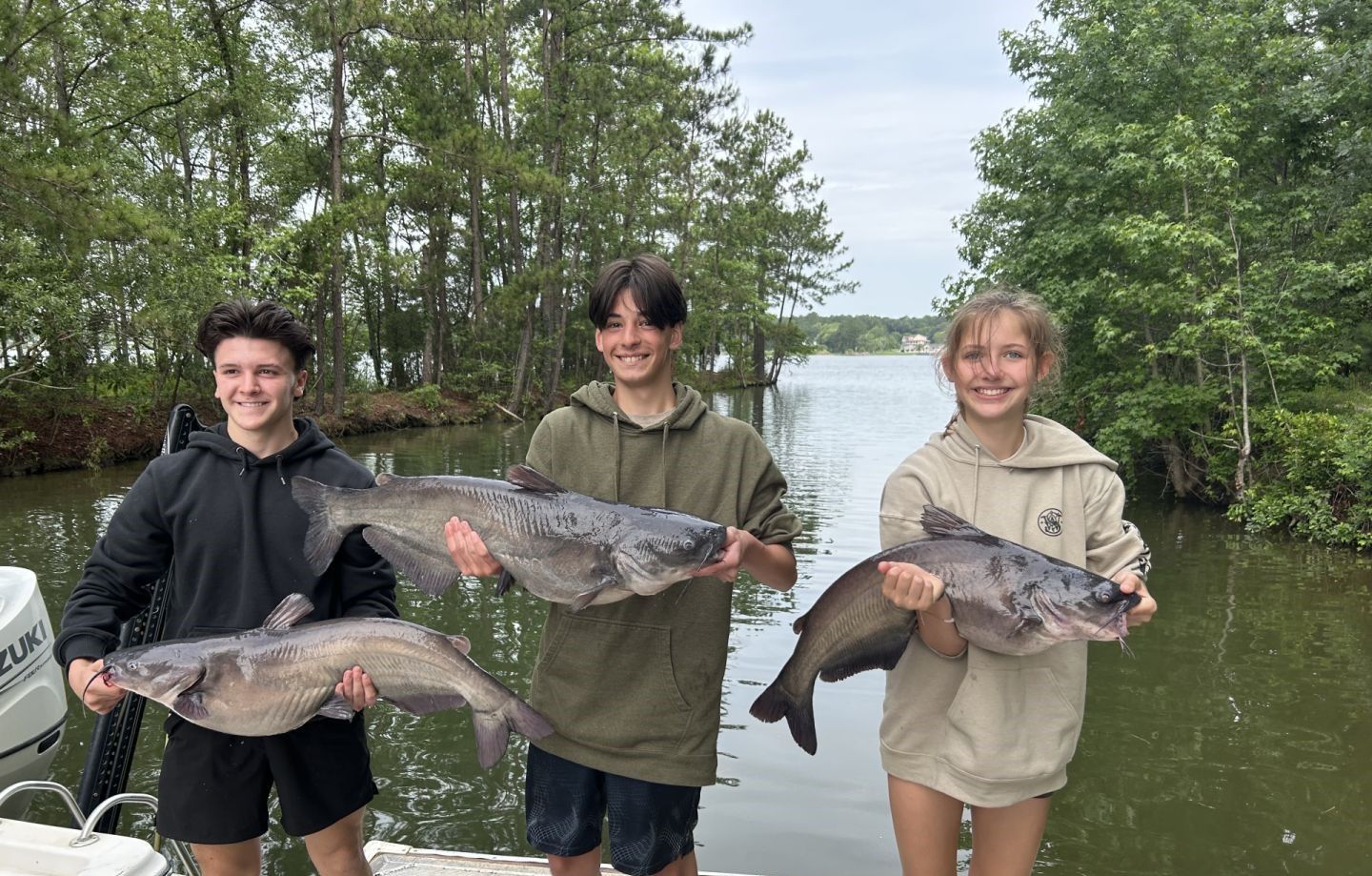 3 channel catfish and blue catfish, fishing