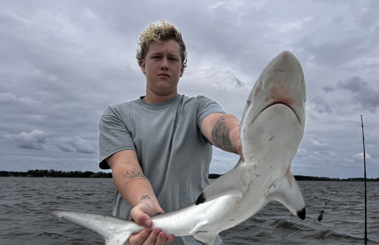 Fisherman with big 23-inch catch