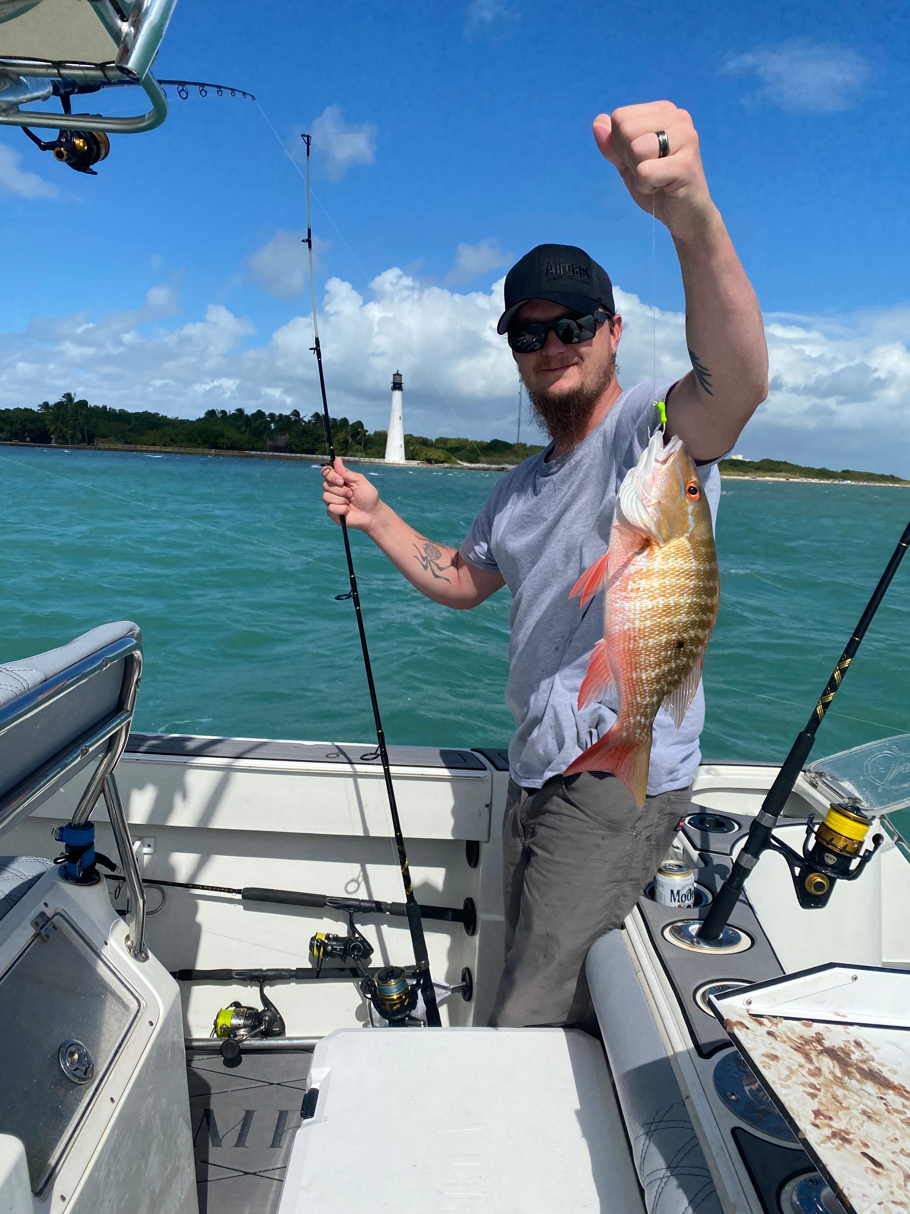Mutton Snapper, 19 inches, fishing at unknown location