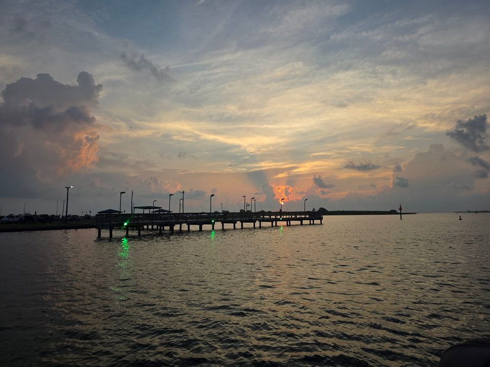 Perfect evening setup for light tackle drift fishing at the harbor. Great conditions ahead!