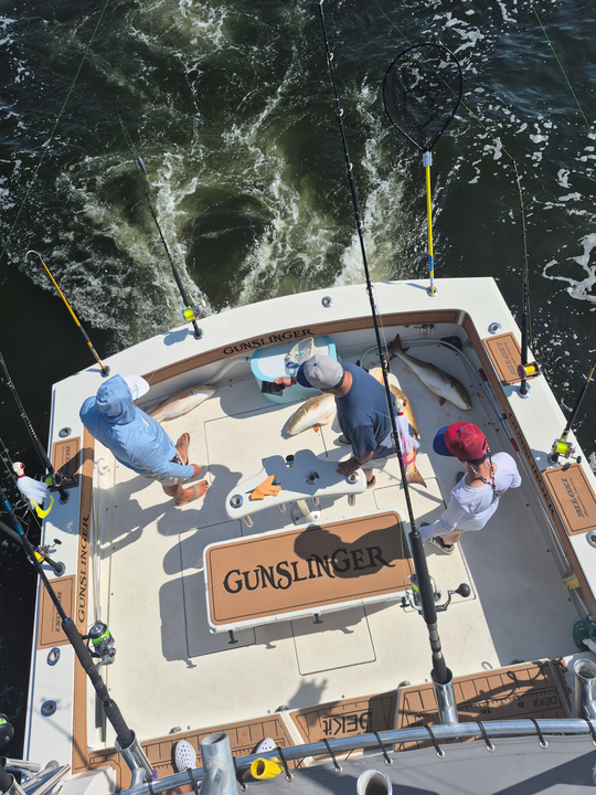 Reeling in the best catch in Biloxi with an array of fishing techniques!