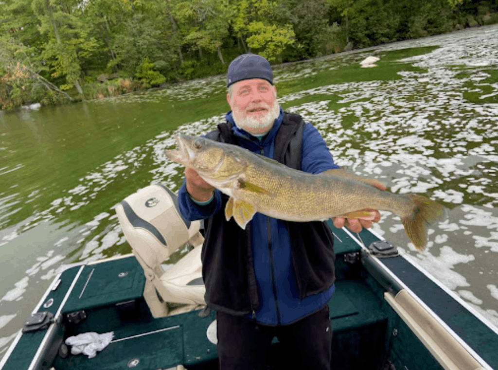 Fishing adventure with big 28-inch catch