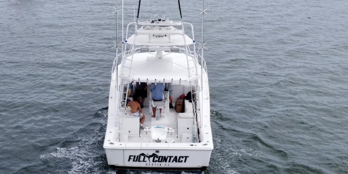 Motorboat (engine-powered)