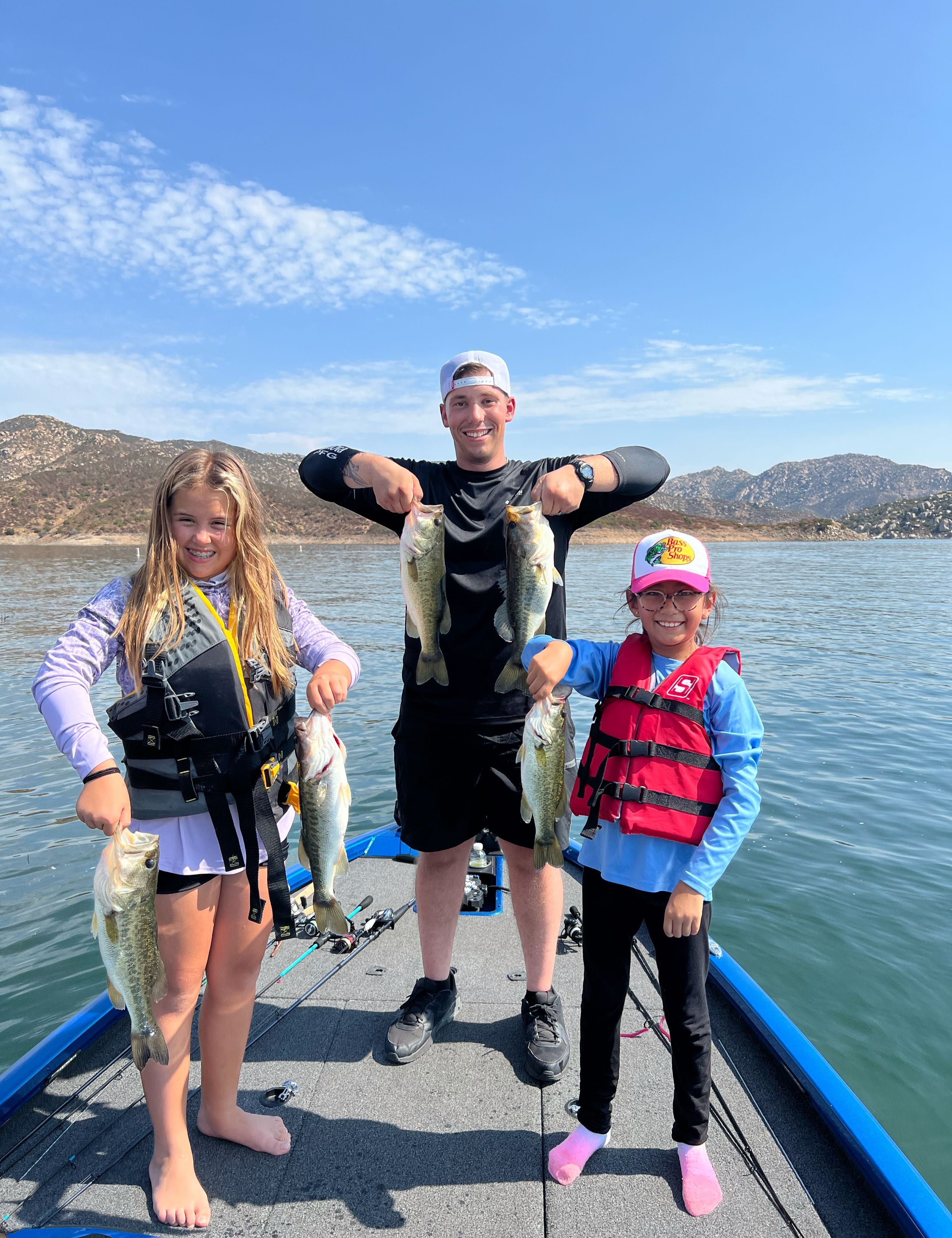 Dak's Guided Bass Fishing Charter Fishing San Diego Shared 4 Hour Shared Charter Trip  fishing Lake