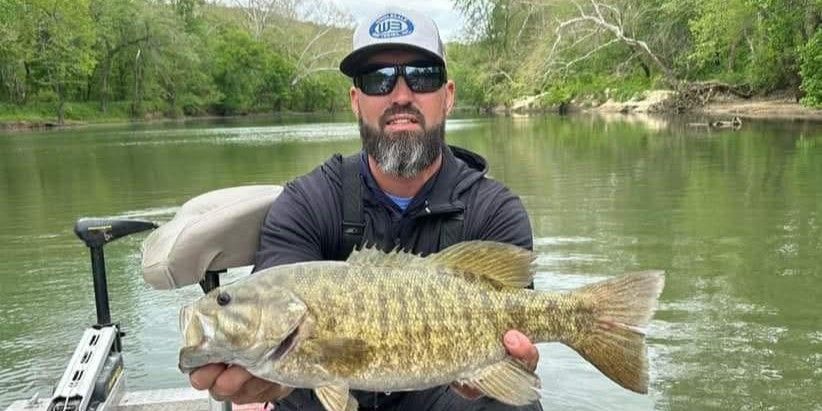 Renowned Gasconade River Bass Fishing Adventure