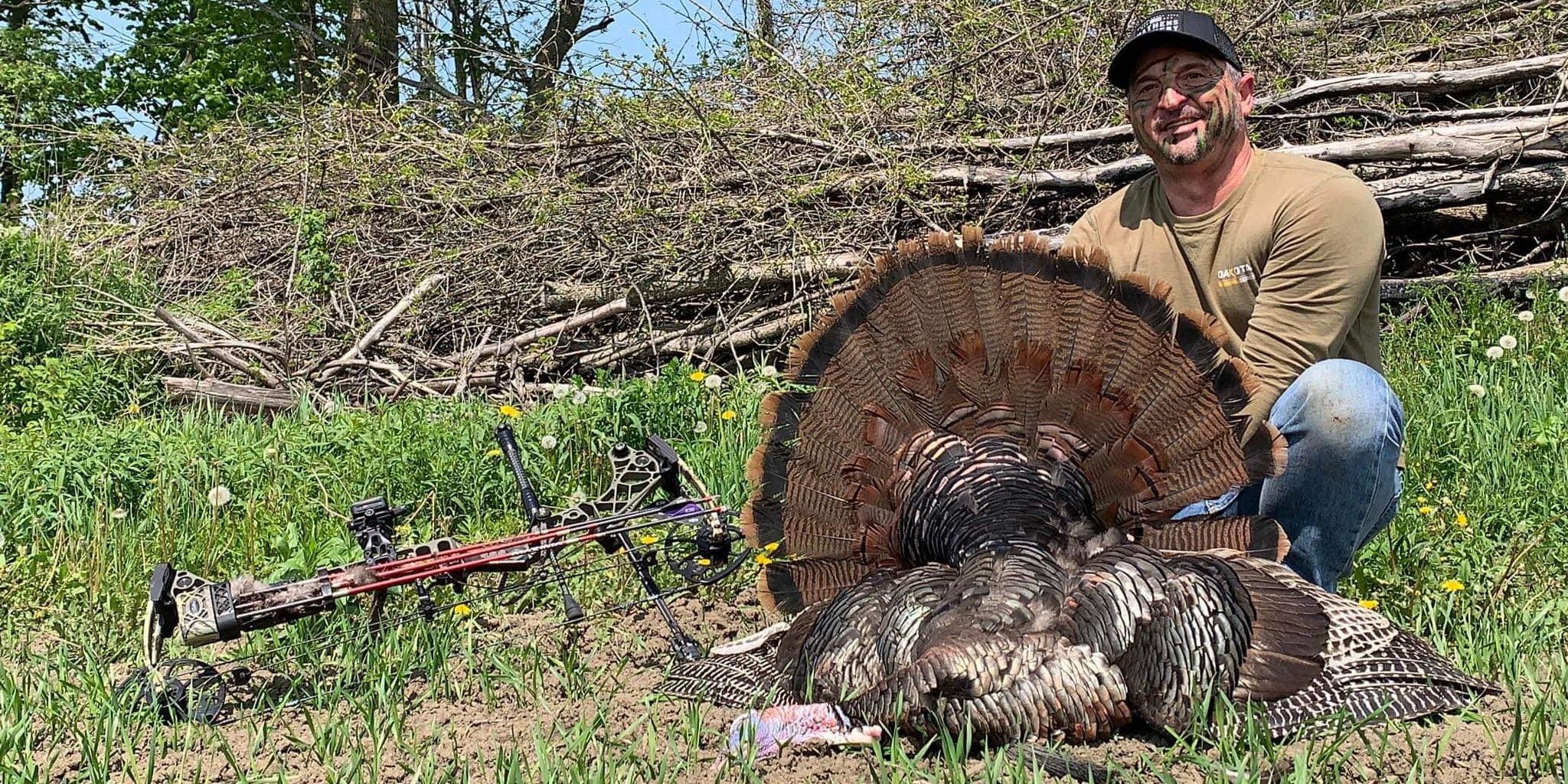 Long Beard Guiding Hunting Canada | Guiding Package Turkey Hunts hunting Bird hunting