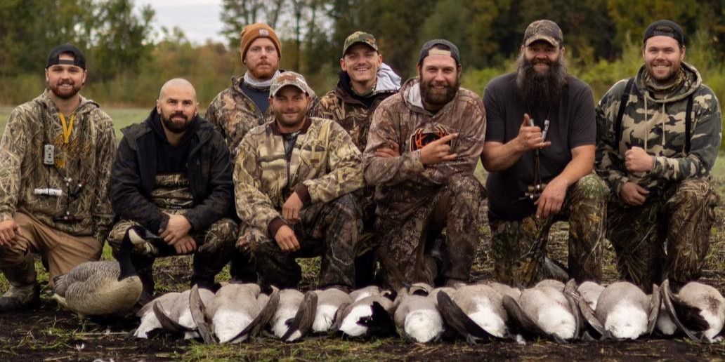 Long Beard Guiding Hunts in Canada | Goose Package hunting Bird hunting