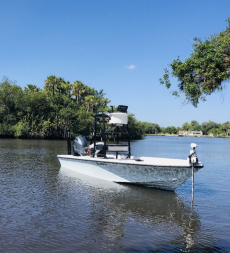 Motorboat (engine-powered)