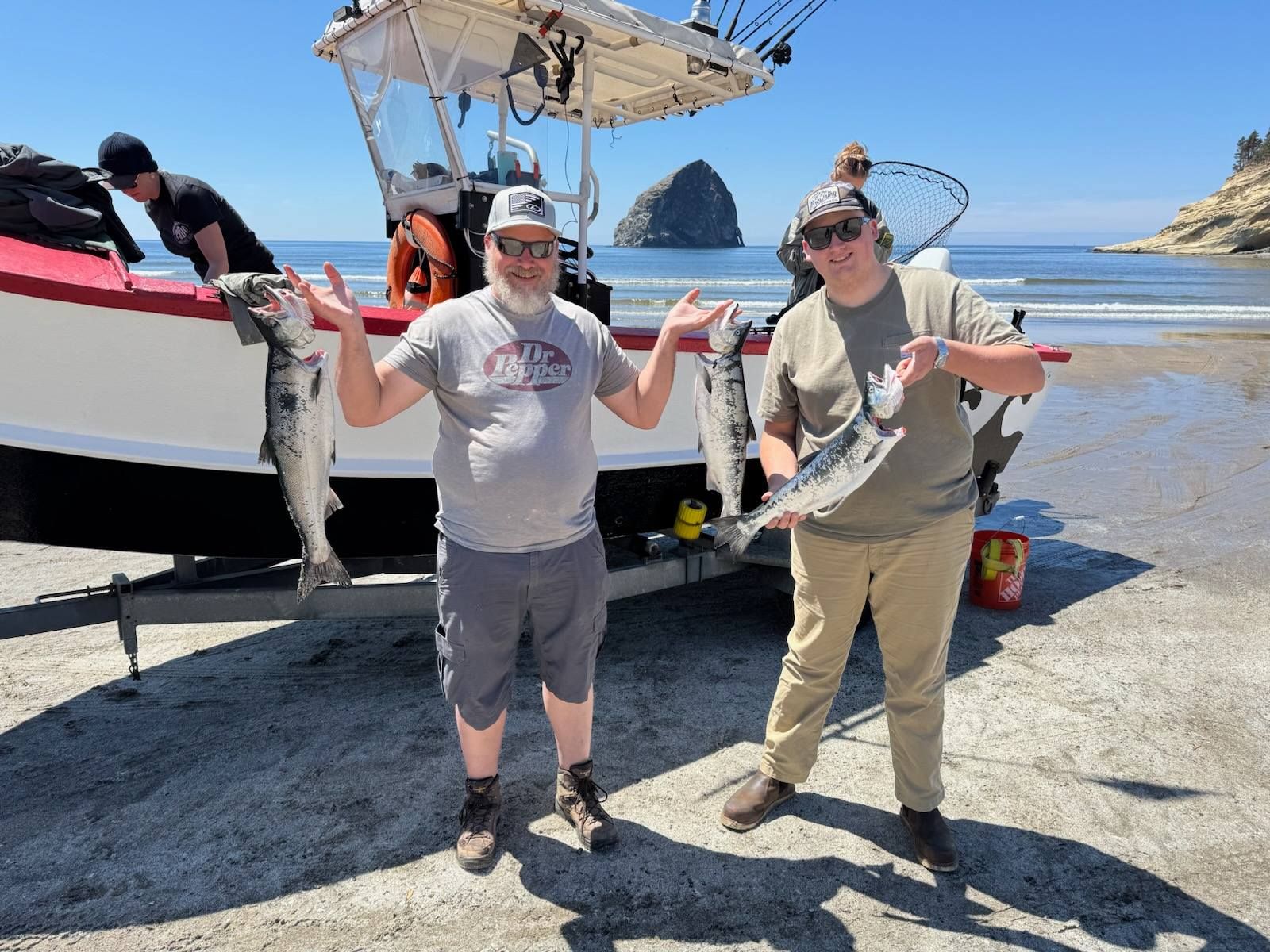 Oregon Coast Salmon Fishing: Private Charters