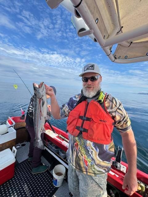 Oregon Coast Offshore Fishing: Salmon & Lingcod