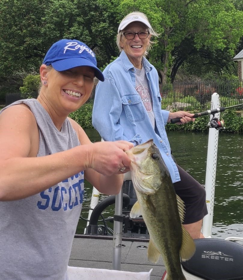 Bass success with happy anglers