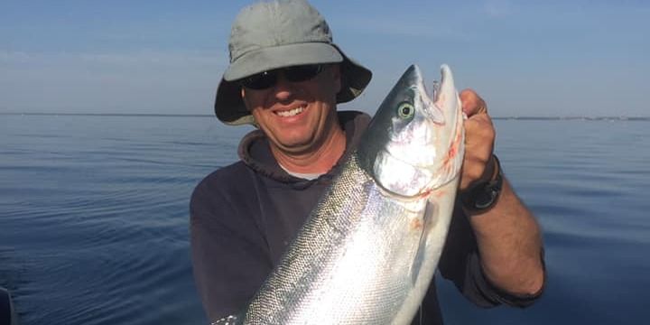 8HR Lake Michigan Trophy Fishing Adventure