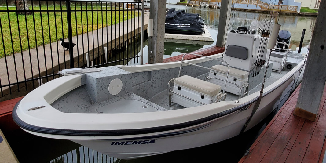 Motorboat (engine-powered)