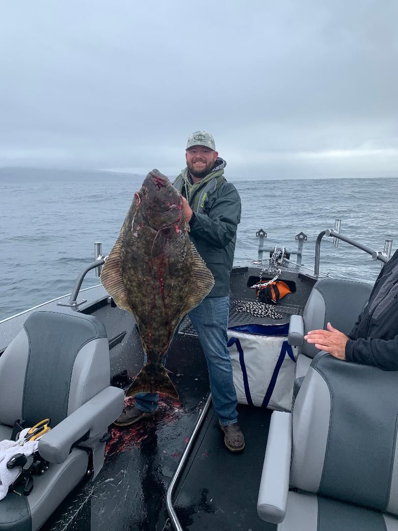 Izzi's Big Mouth Guide Service Garibaldi Fishing Charters | 8-Hour Bottom Fishing Shared Trip fishing Offshore