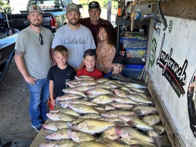 Top-Rated Family Crappie Fishing on Mississippi Lakes