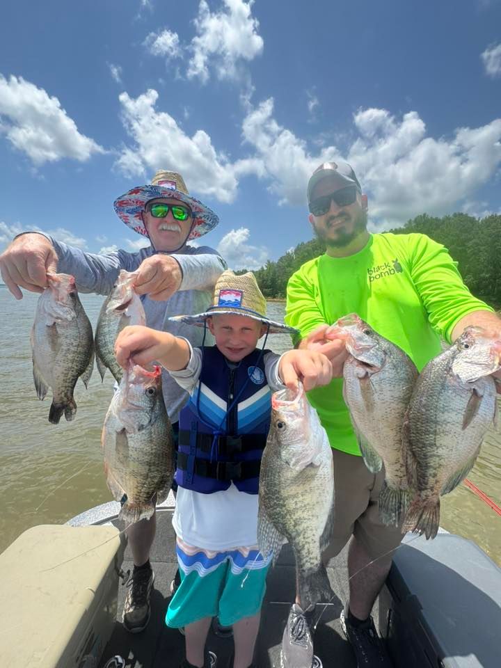 Premium Family Crappie Charter on Mississippi Lakes