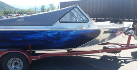 Motorboat (engine-powered)