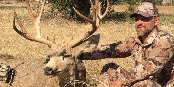 Expert-Guided Colorado Whitetail Hunts | J&B