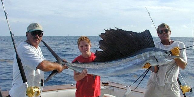 Ultra Grand Slam Sport Fishing Charter Fishing Florida Keys | 6 or 8 Hour Deep Sea Charter Trip fishing Offshore