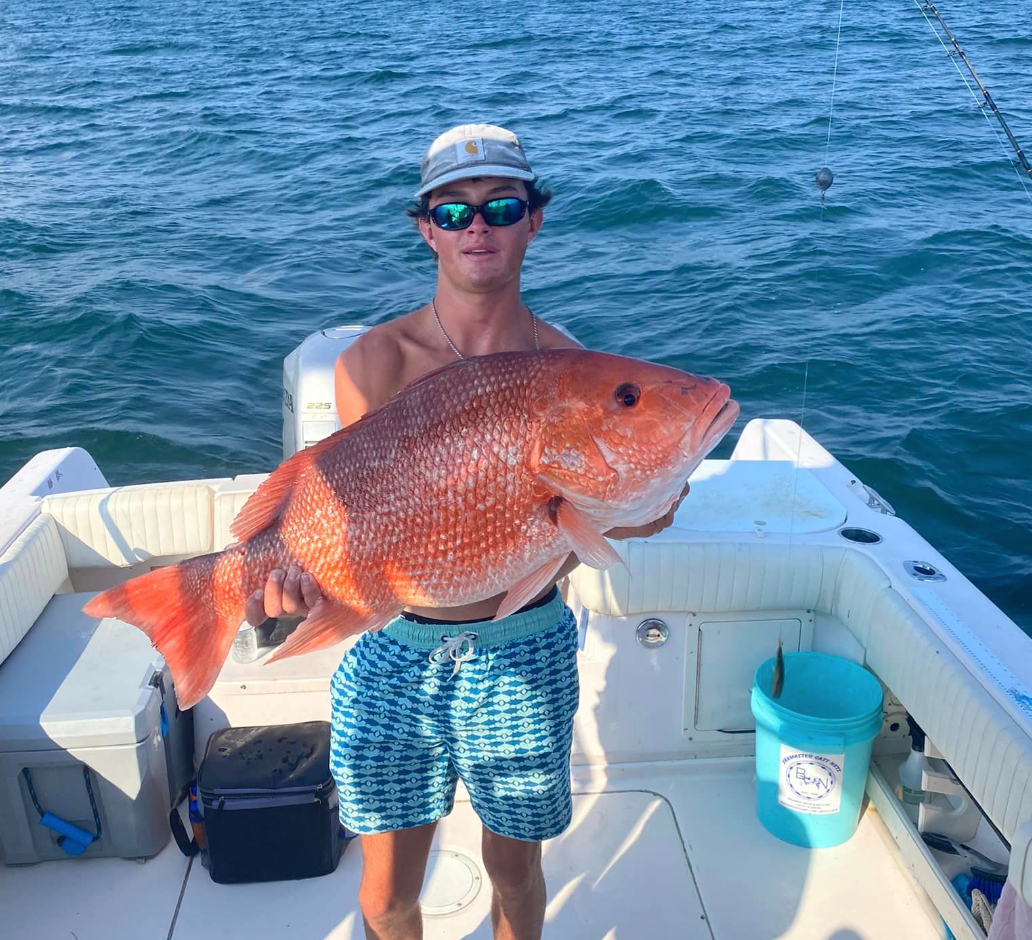 Captain Lynn's Fort Morgan Fishing Charters | 4 Hour Red Snapper Trips  fishing Offshore