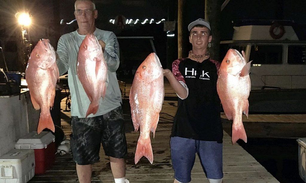 Reel Hard Charters 24-Hour Overnight Deep Sea Fishing in the Gulf of Mexico fishing Offshore