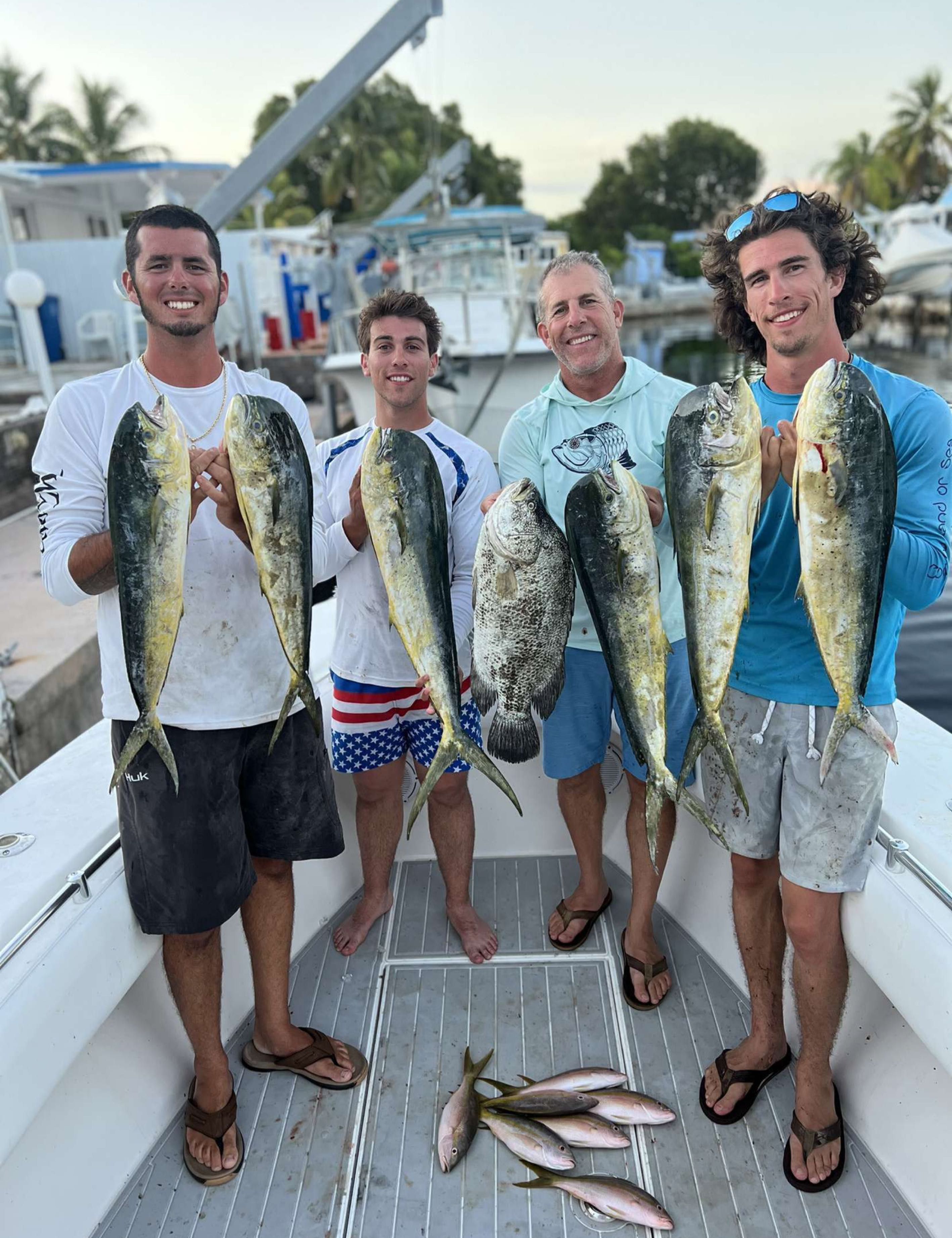Reel Screamer Charters 8 Hour fishing Offshore