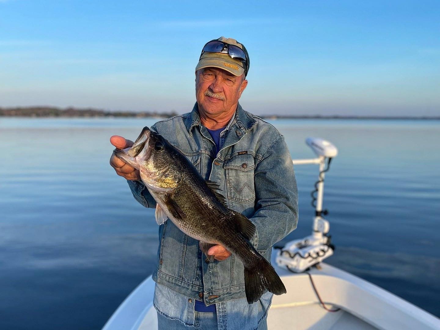 Tide Flies Fishing Charters - Bass Palm Harbor Fishing Charters | 4-Hour Half Day Afternoon Private Trip  fishing Lake
