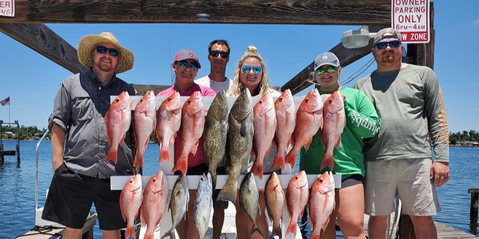 King Slayer Charters Panama City Beach Fishing | Private - 4 Hour Snapper Trip fishing Offshore