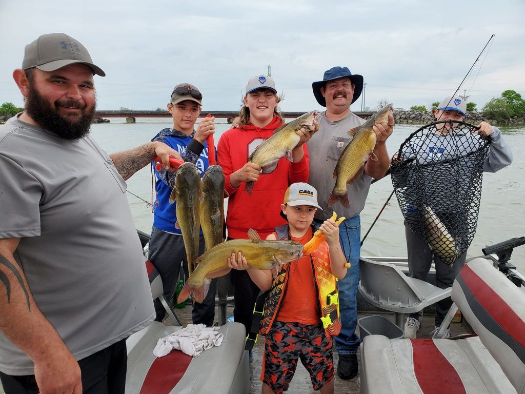 Captain Scott’s Catfish Charter 6-Hour Prime AM Fishing Trip — Port Clinton, OH fishing Lake