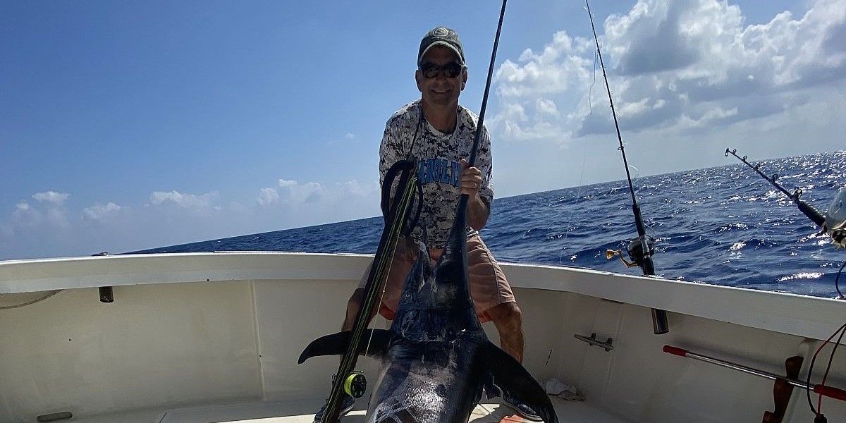 Discovery Blue Ventures Marathon FL Charter Fishing | Private - 10 Hour Trip fishing Shore