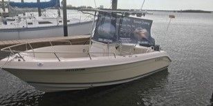 Motorboat (engine-powered)
