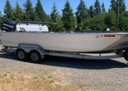 Motorboat (engine-powered)